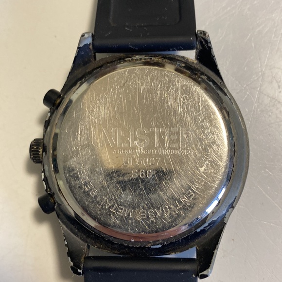 Unlisted By Kenneth Cole Black Watch - Picture 4 of 4